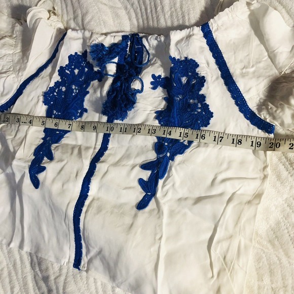 Line & Dot Embroidered Off The Shoulder Peasant boho prairie blouse size xs - Picture 7 of 9